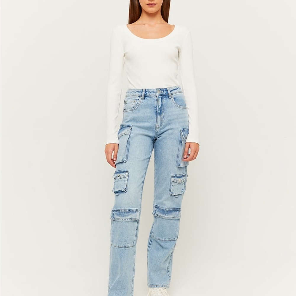 Blue Flare Wide Leg Jeans with Vintage-Inspired Wash